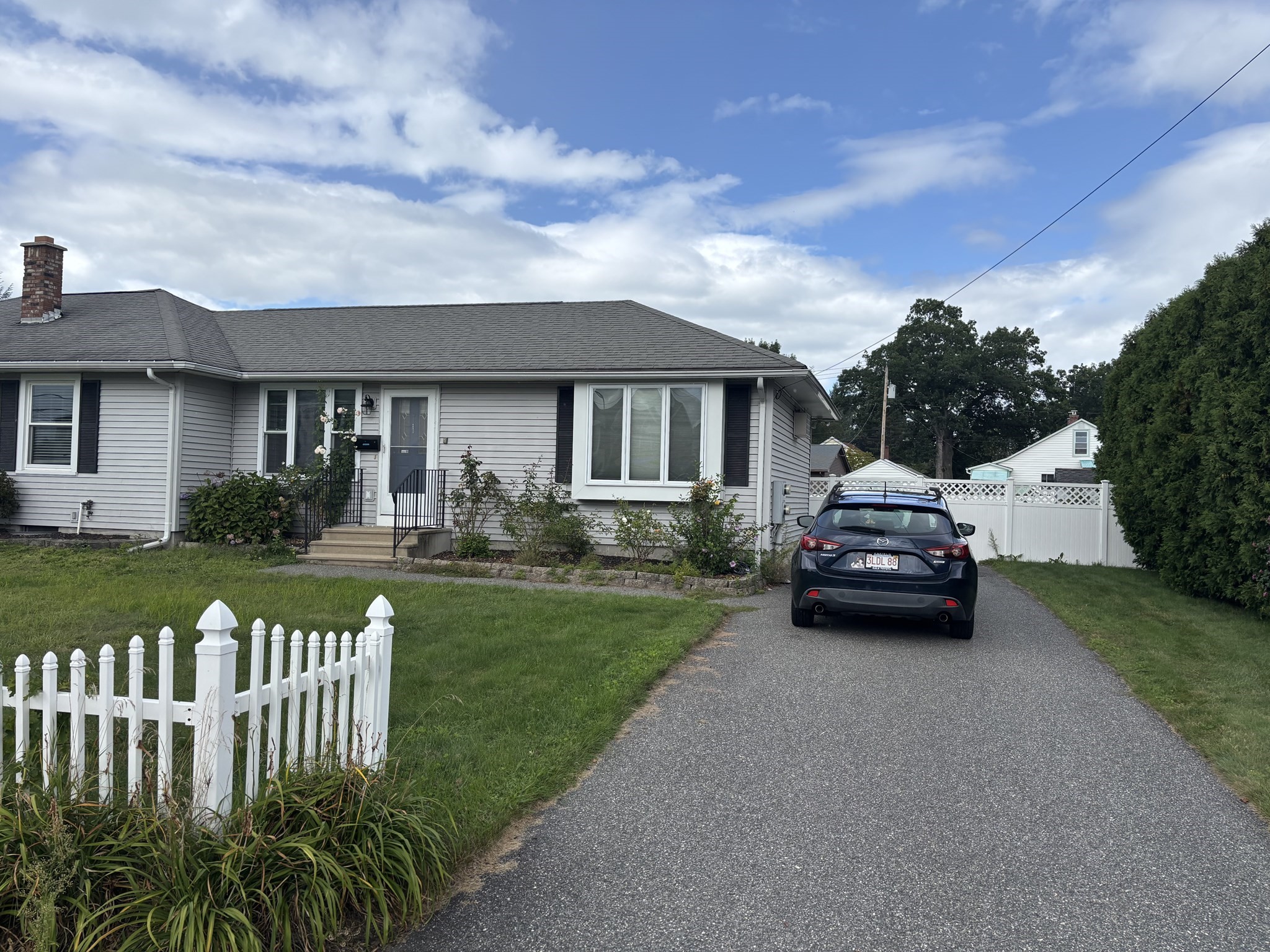 16 Kaveney St Property Photo 5
