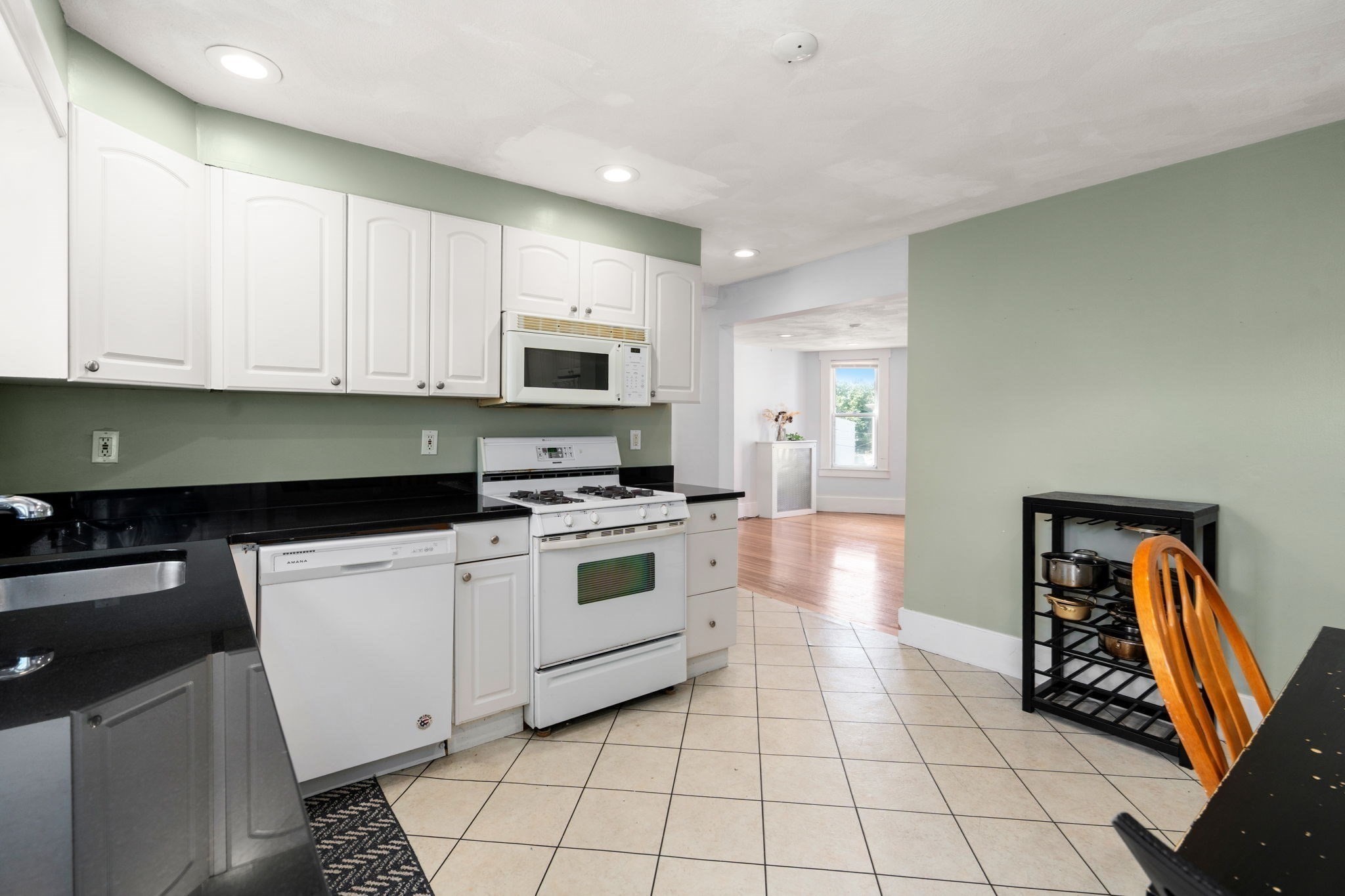 93 Easton Street Property Photo 10