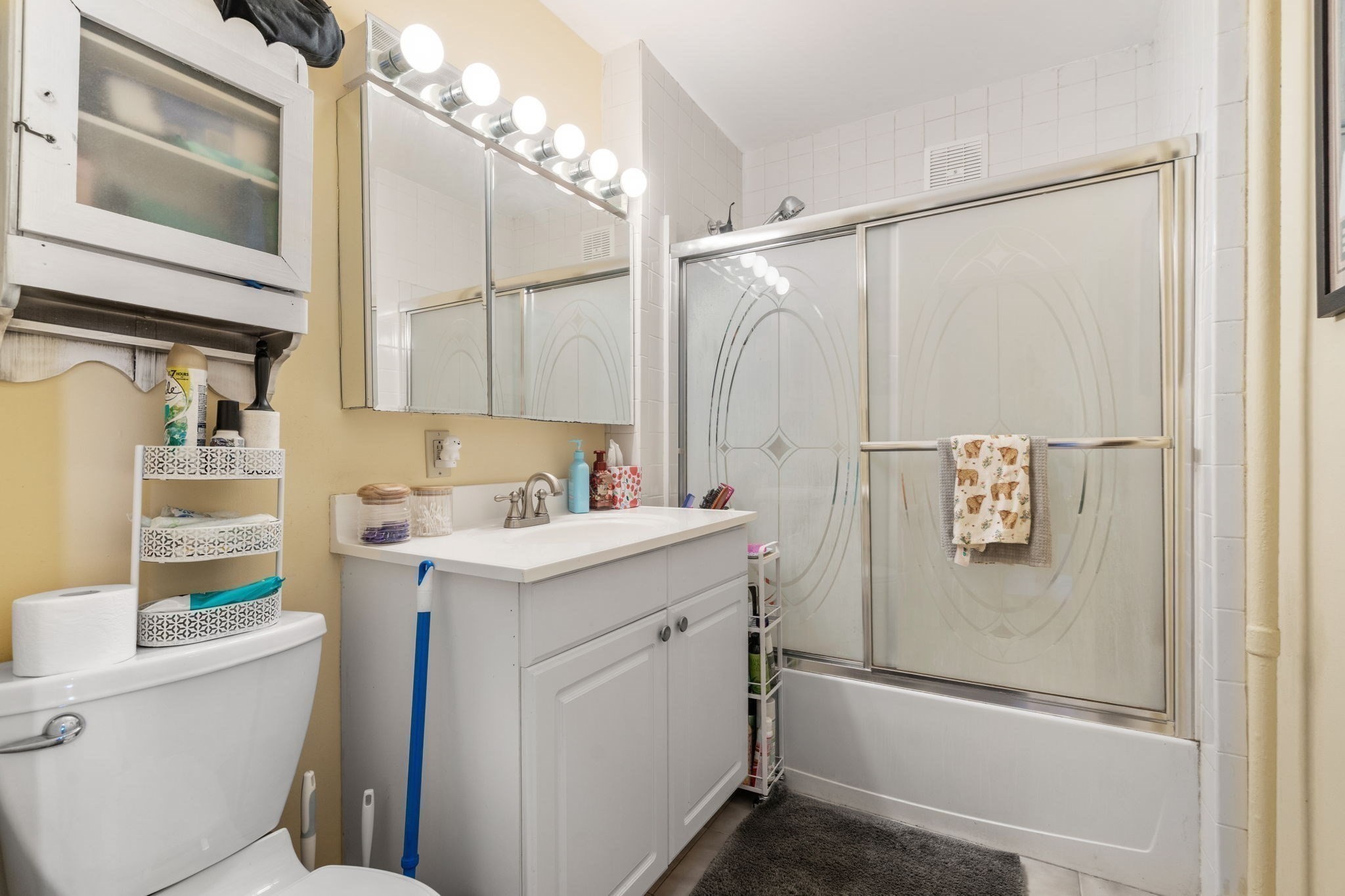 93 Easton Street Property Photo 22