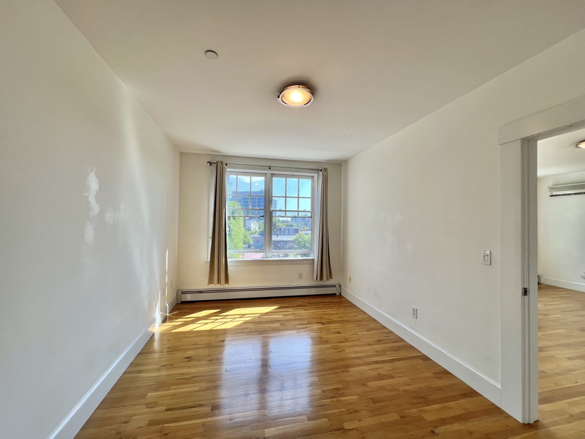 432 Norfolk Street # C Property Photo 8