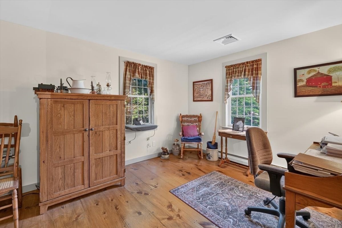 37 Champeaux Property Photo 14