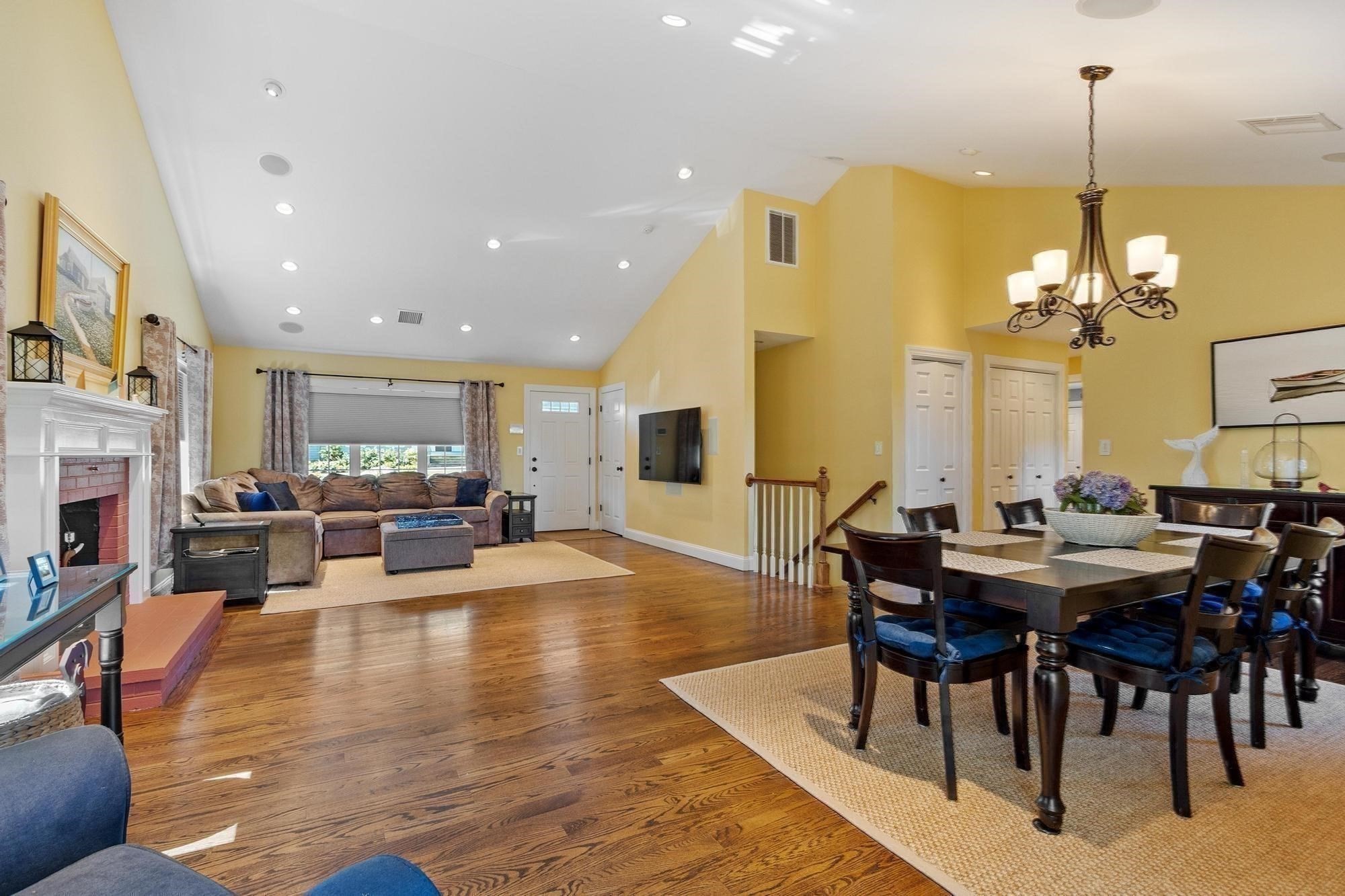 94 Marmion Way Property Photo 8
