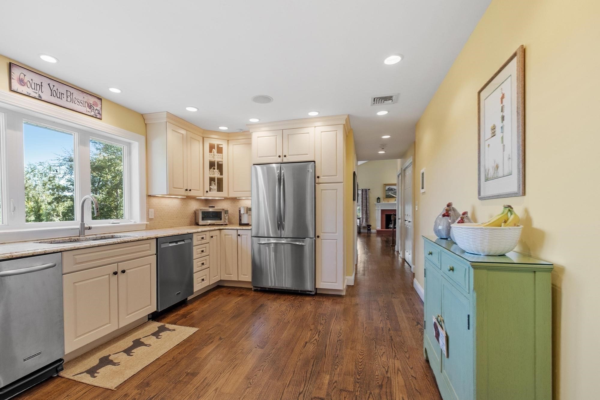 94 Marmion Way Property Photo 14