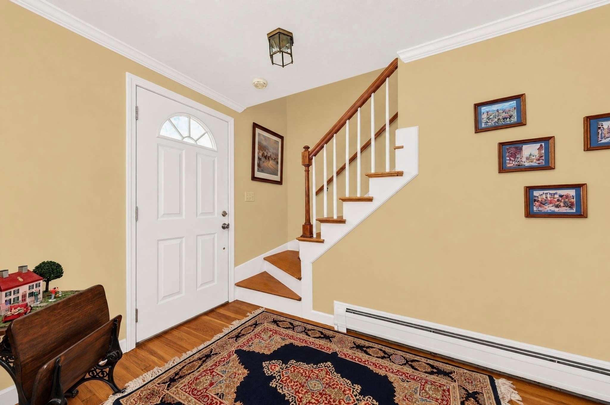 290 Grove St Property Photo 14