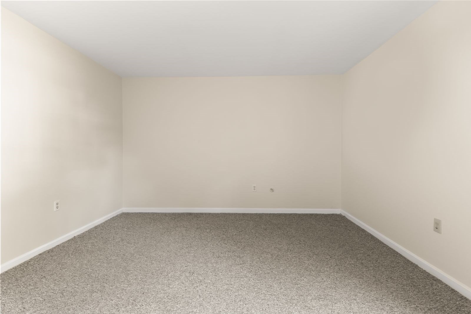 12 Beals Cove Rd # B Property Photo 8