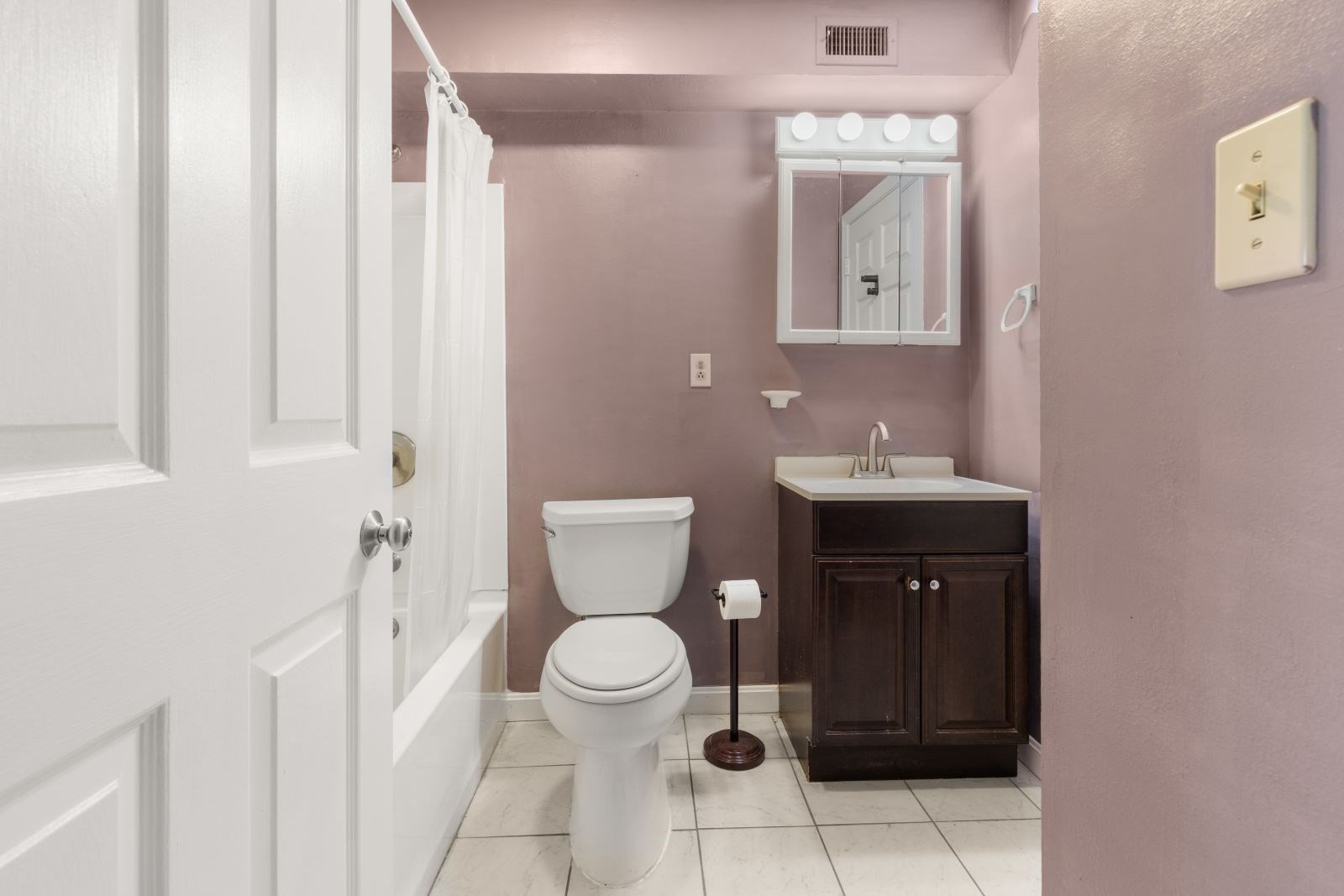 12 Beals Cove Rd # B Property Photo 10