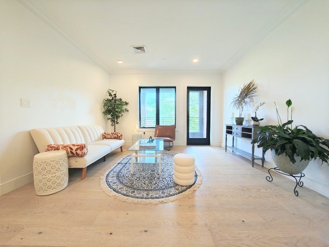 50 Leo M Birmingham # 310 Property Photo 4