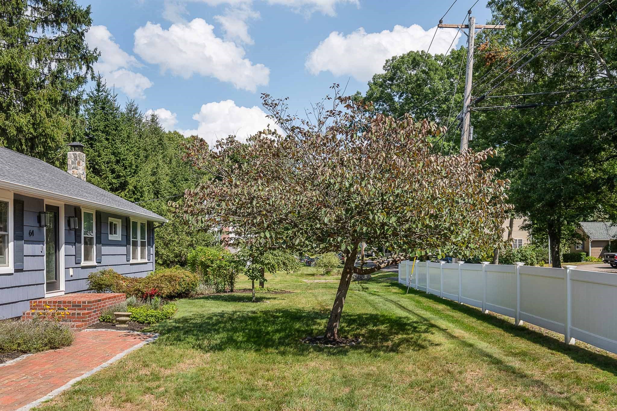 64 Chestnut St Property Photo 2