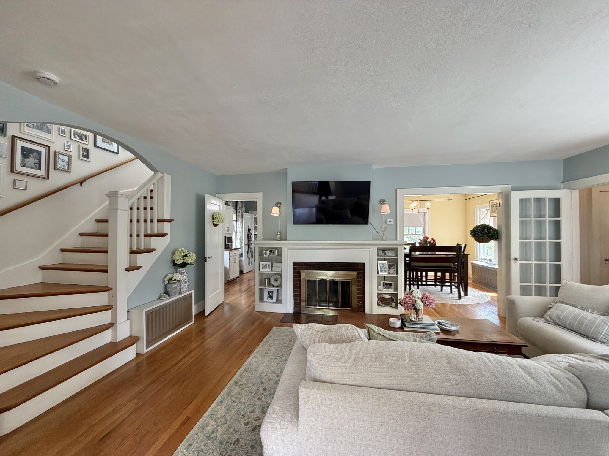 6 Mortimer St Property Photo 8