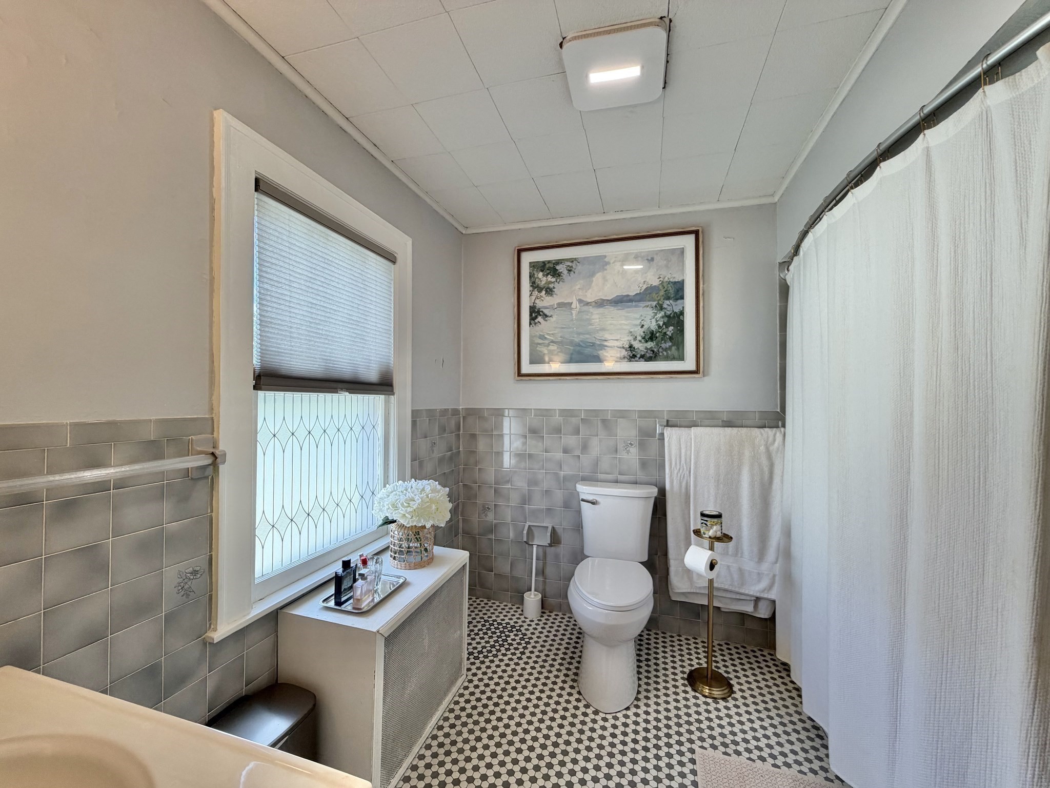 6 Mortimer St Property Photo 13