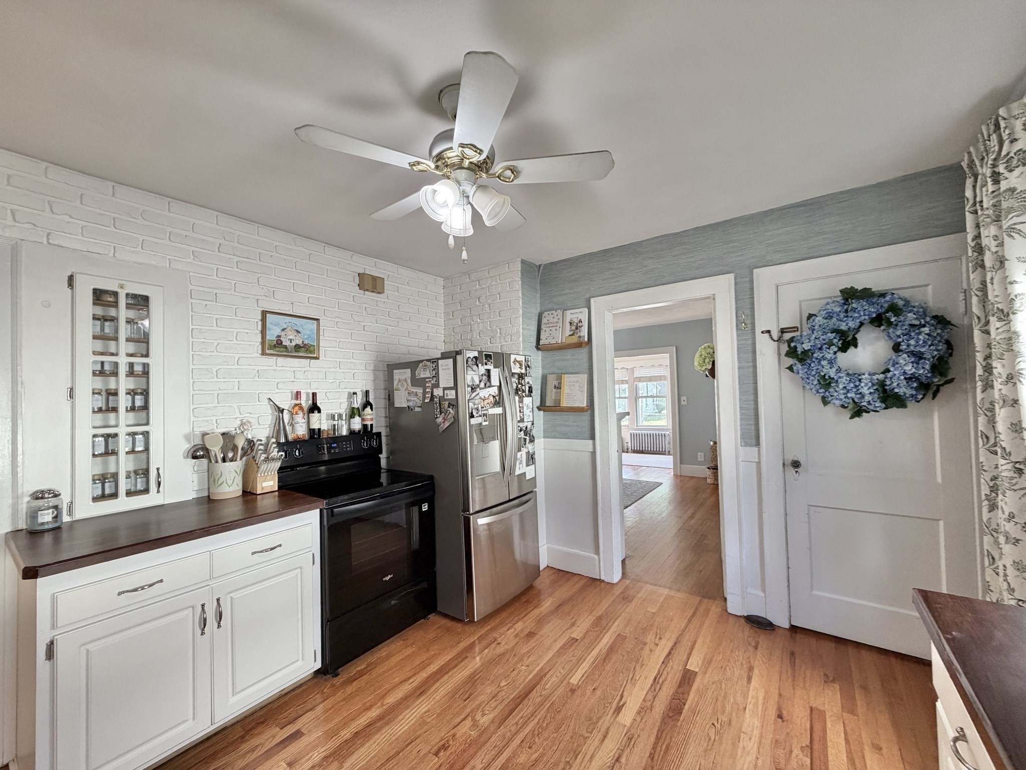 6 Mortimer St Property Photo 16
