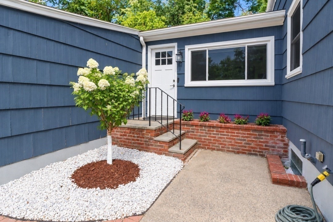 20 Viking Road Property Photo 4
