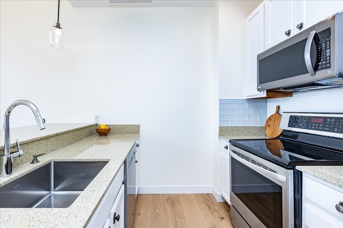 145 Glenwood St. # 305 Property Photo 17