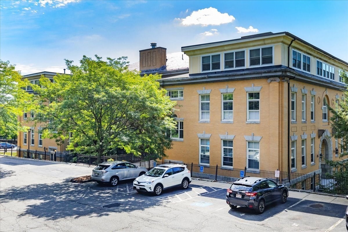 145 Glenwood St. # 305 Property Photo 35