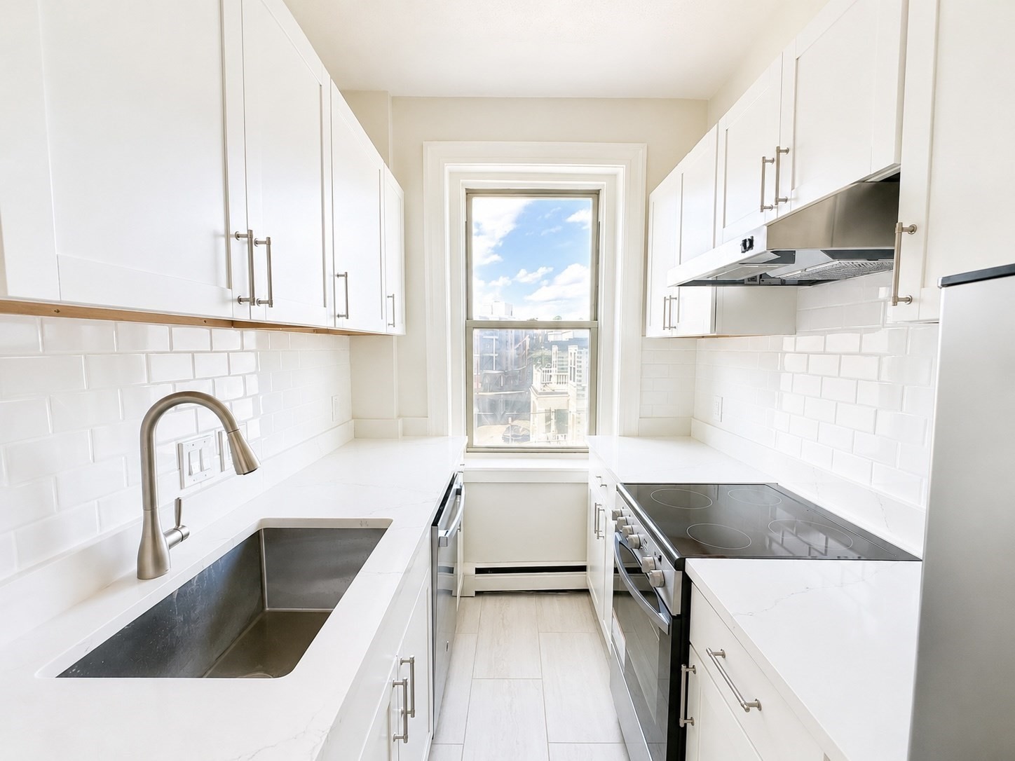 15 Colborne Rd PH Property Photo 1