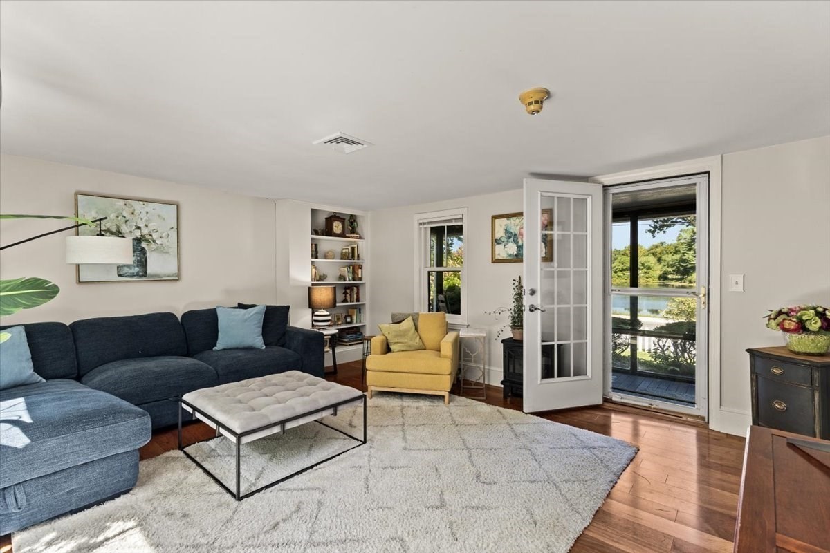 50 Pond Street Property Photo 19