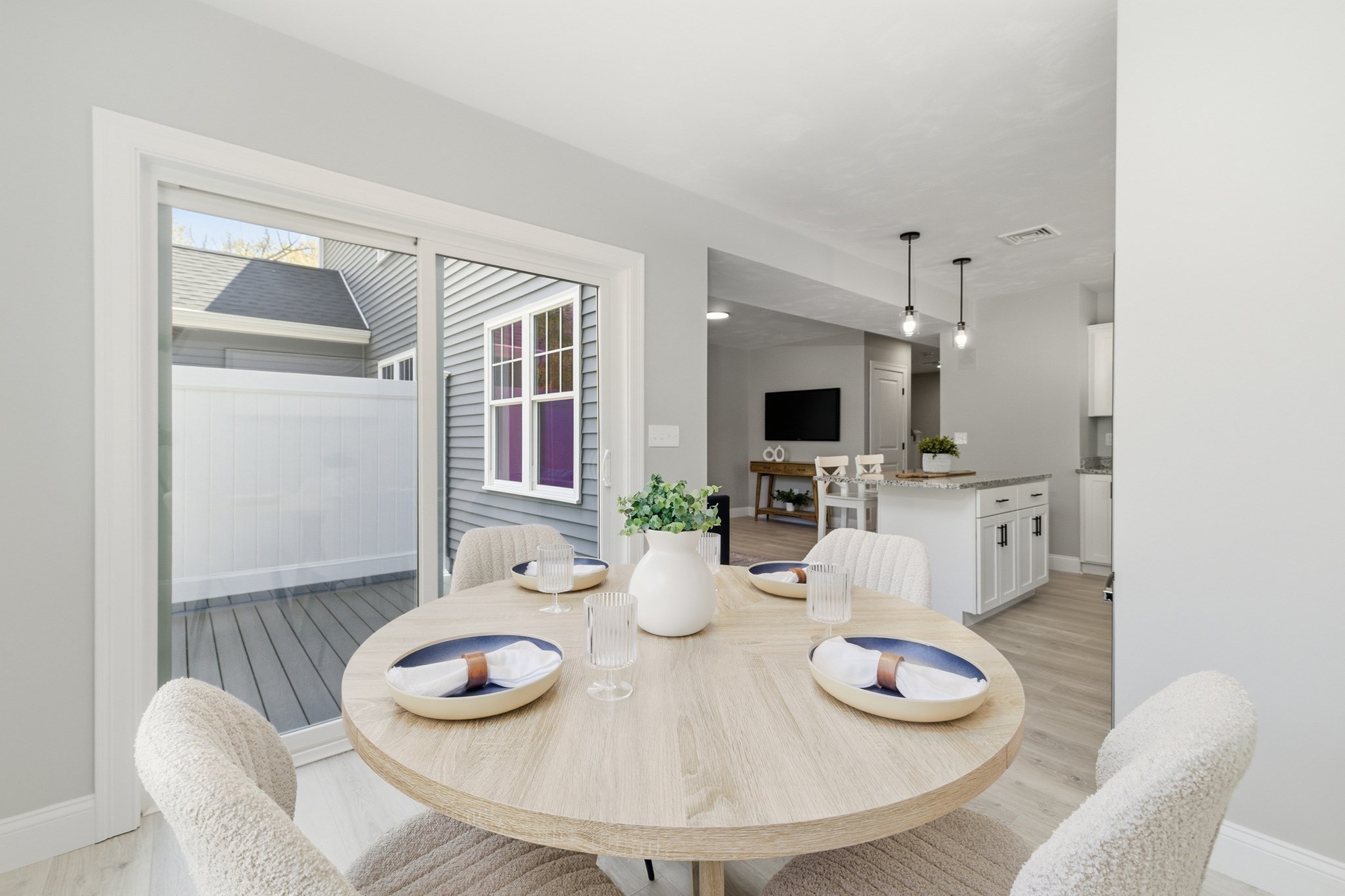 3 Crossman Street # A Property Photo 8