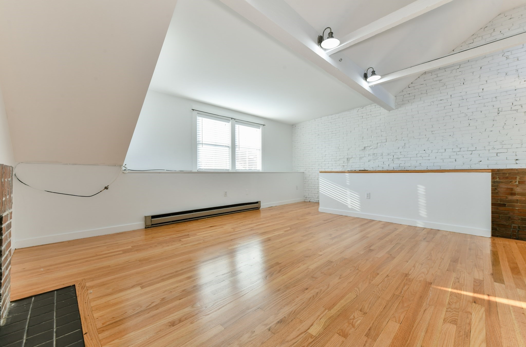 99 W. Springfield St # 4 Property Photo 4