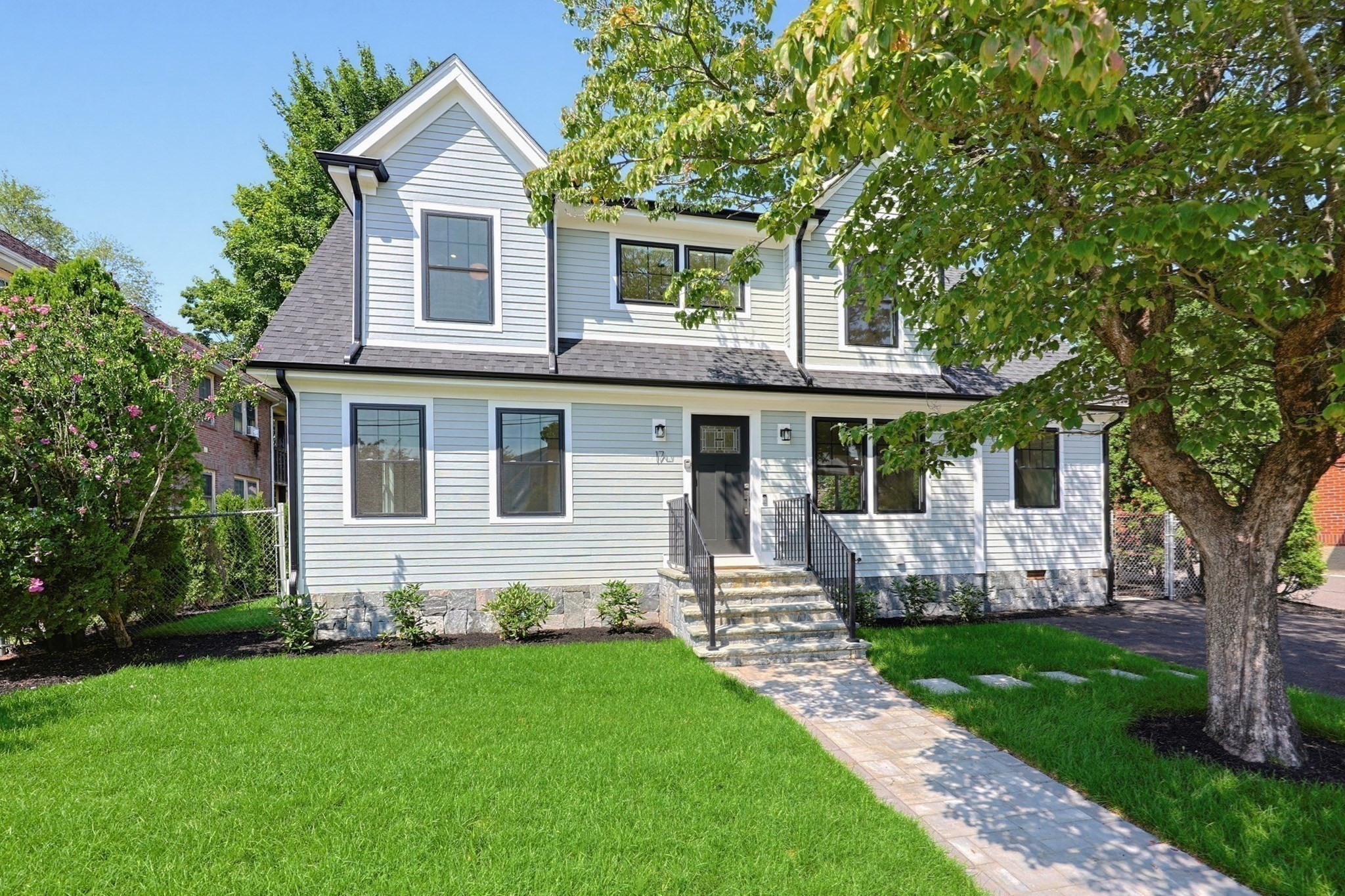 17 Kilburn Road Property Photo 1