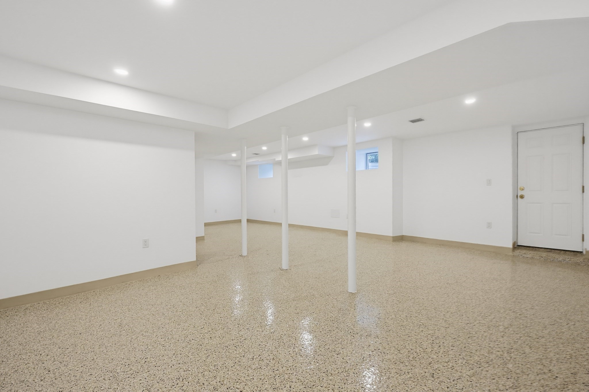 17 Kilburn Road Property Photo 24