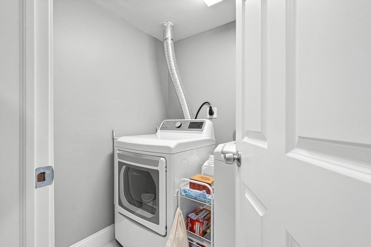 3 Burnham St # 2 Property Photo 16