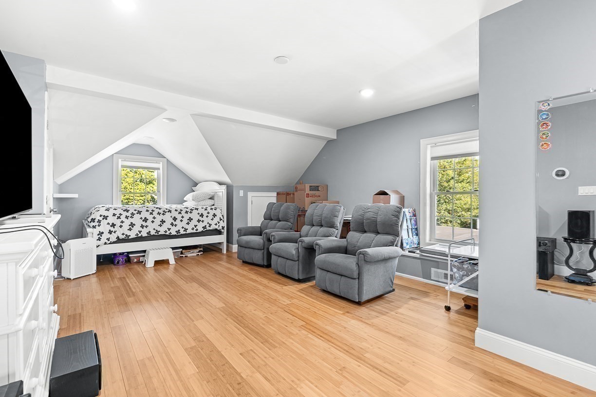 3 Burnham St # 2 Property Photo 18