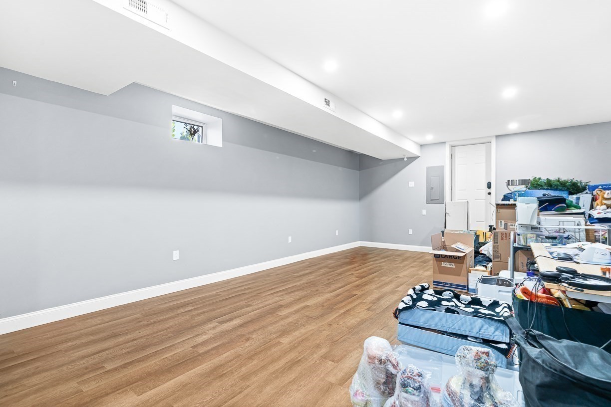 3 Burnham St # 2 Property Photo 24