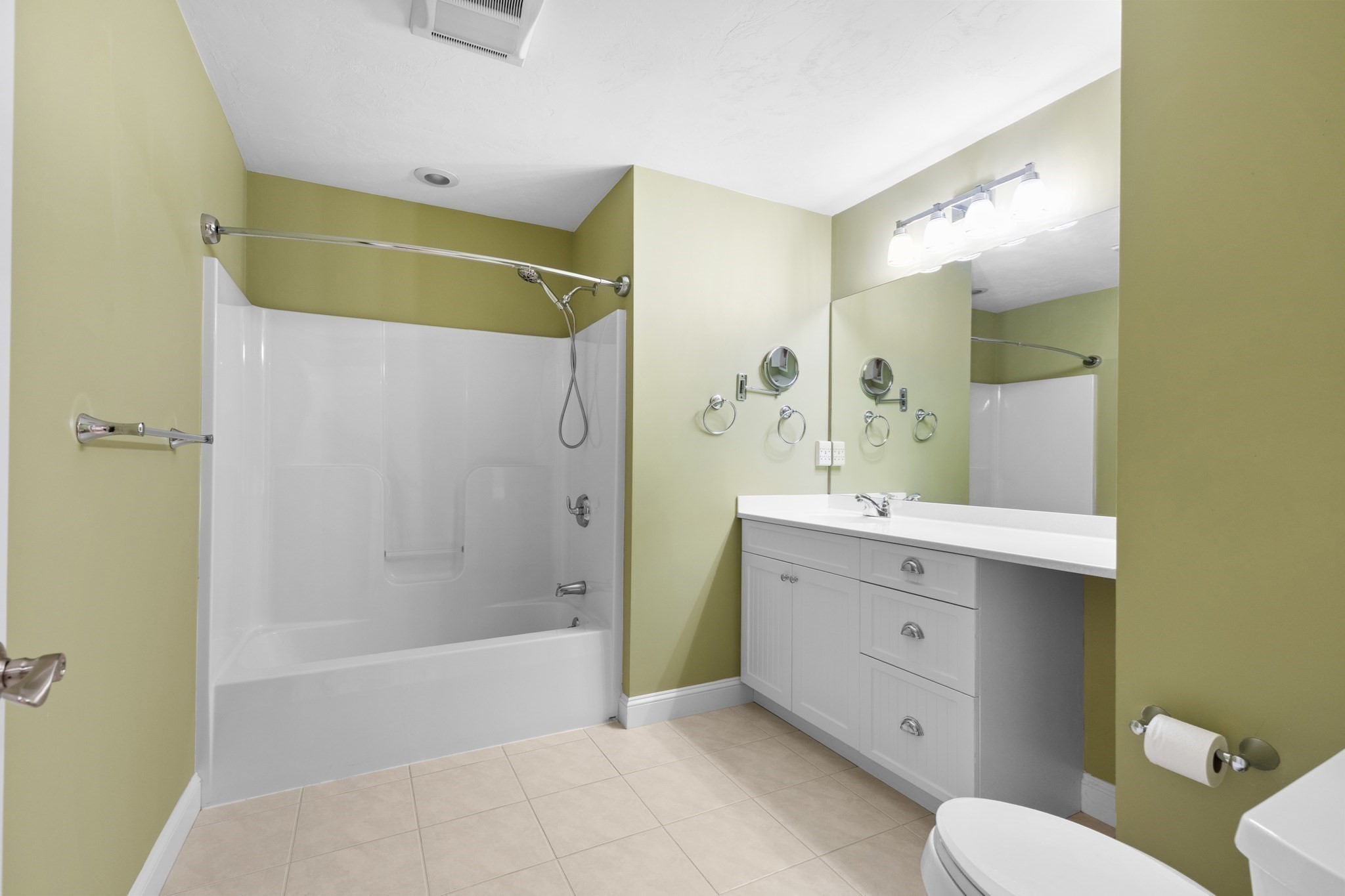 25 Seton Highlands # 25 Property Photo 28