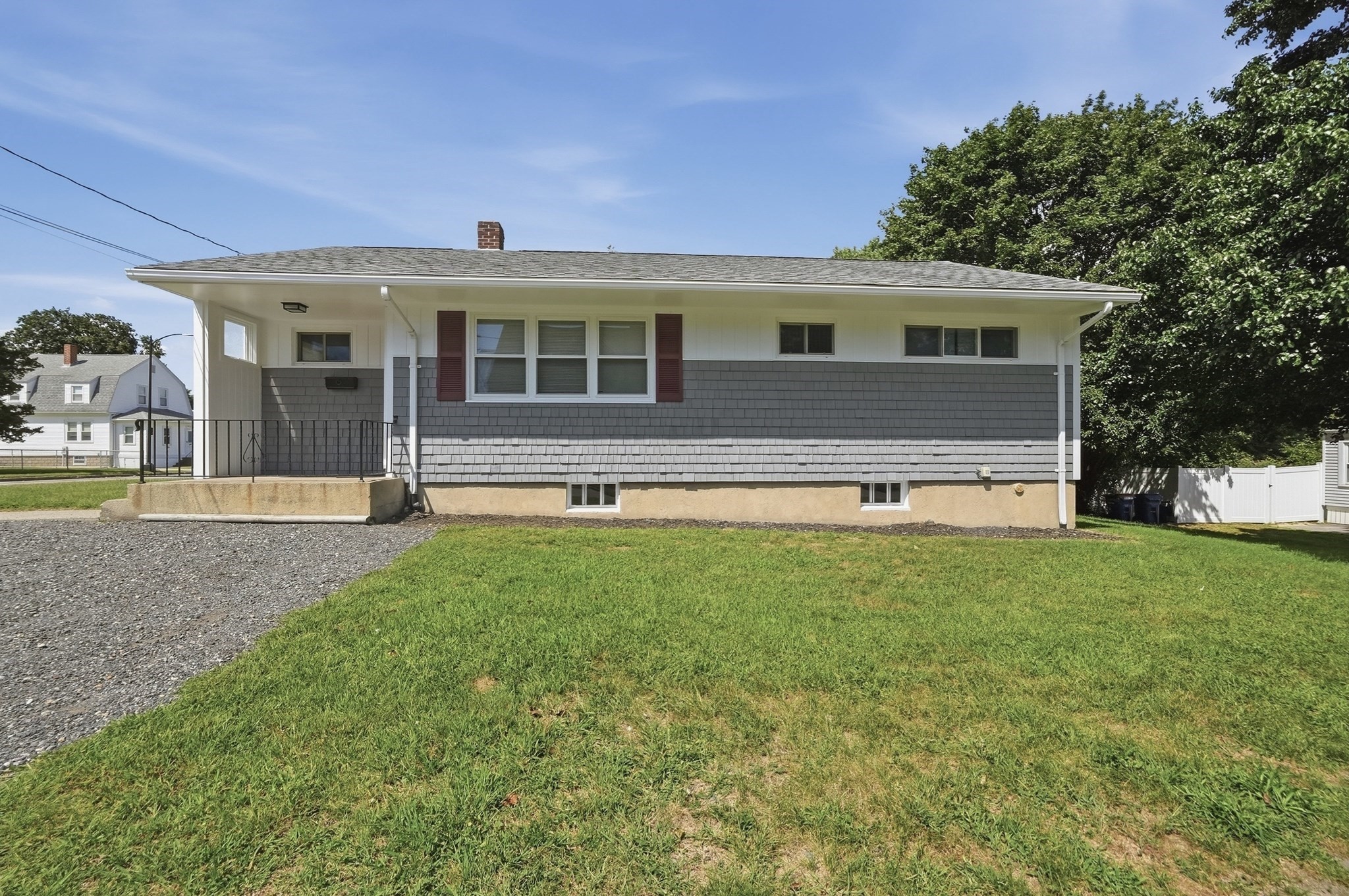 2228 Acushnet Ave Property Photo 1
