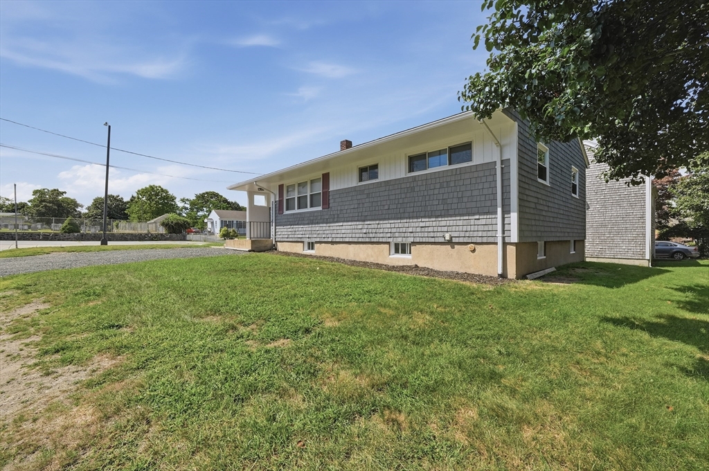 2228 Acushnet Ave Property Photo 36