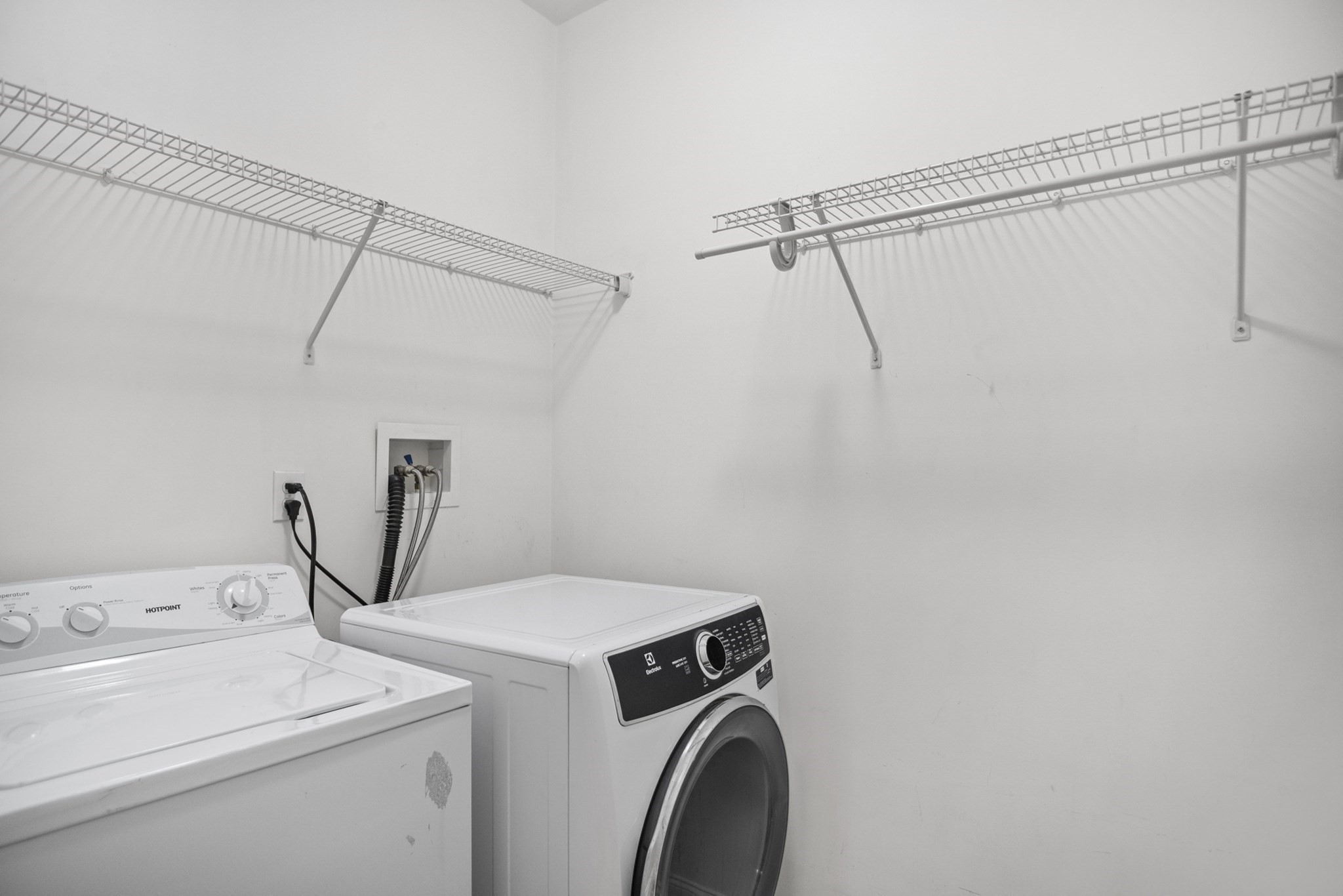122 Johnson Woods Dr # 103 Property Photo 10