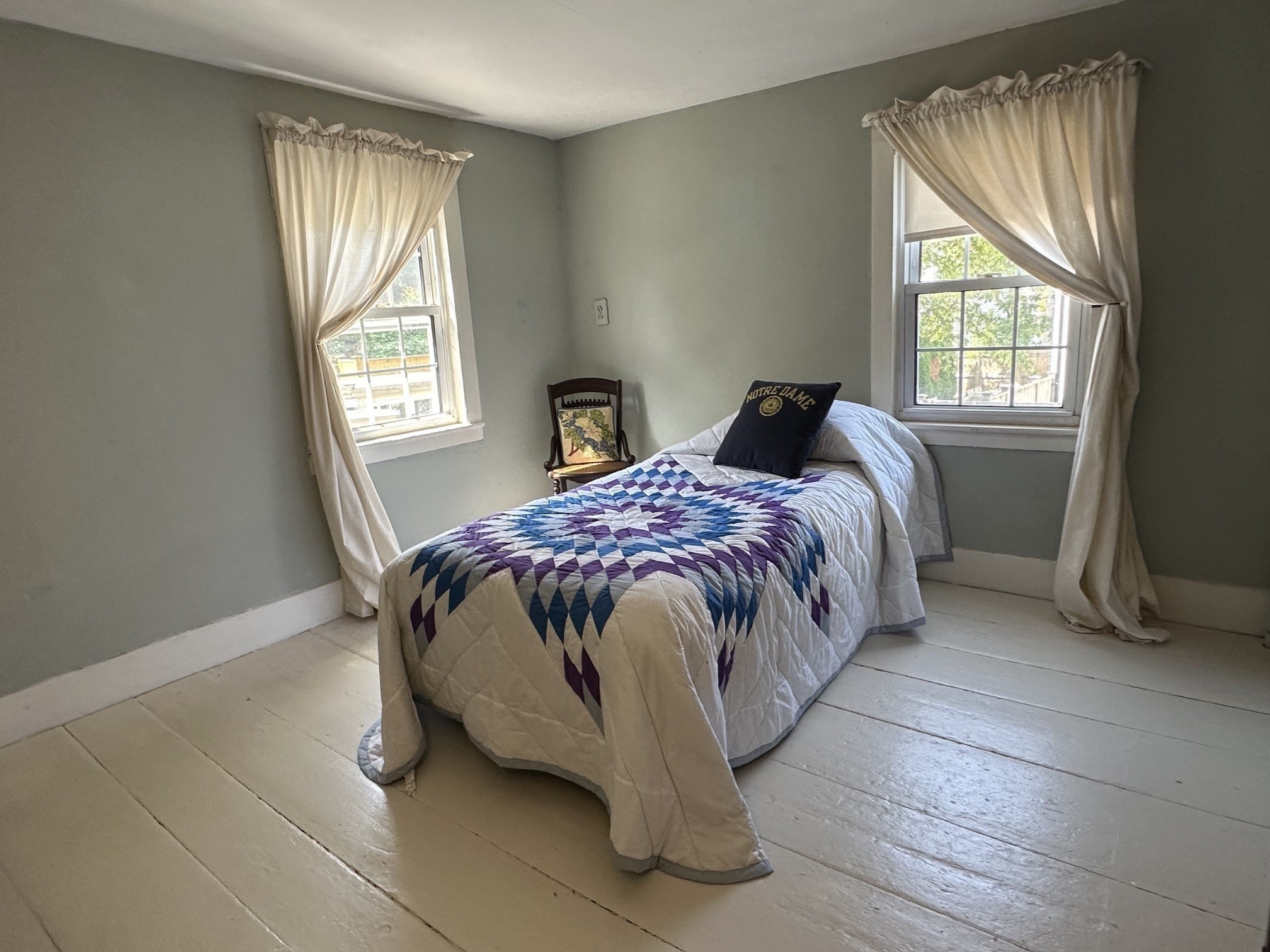 38 Market Property Photo 12