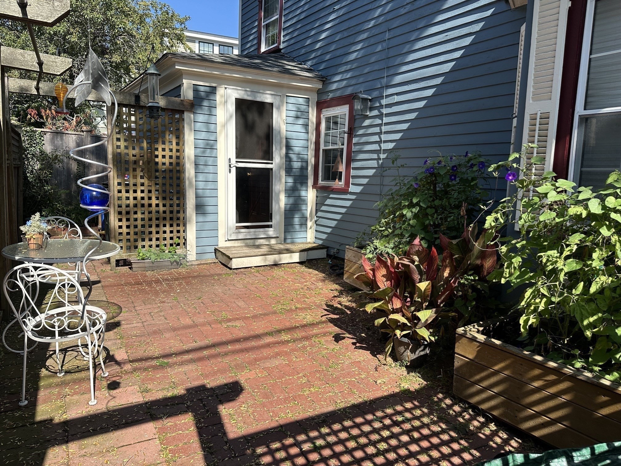 38 Market Property Photo 16