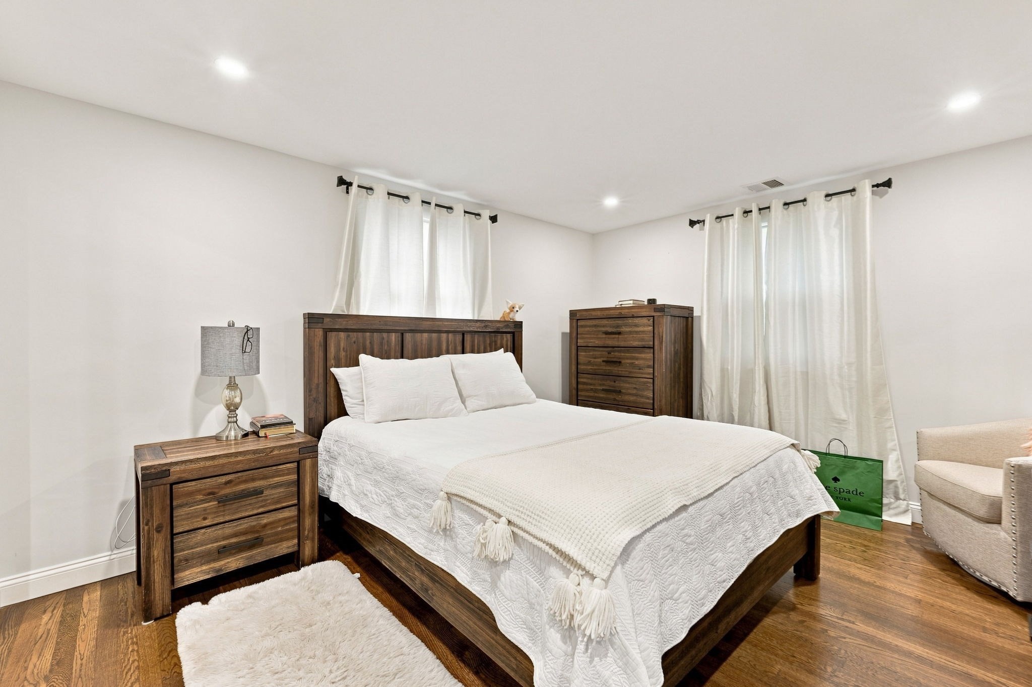 161 Summer St Property Photo 15
