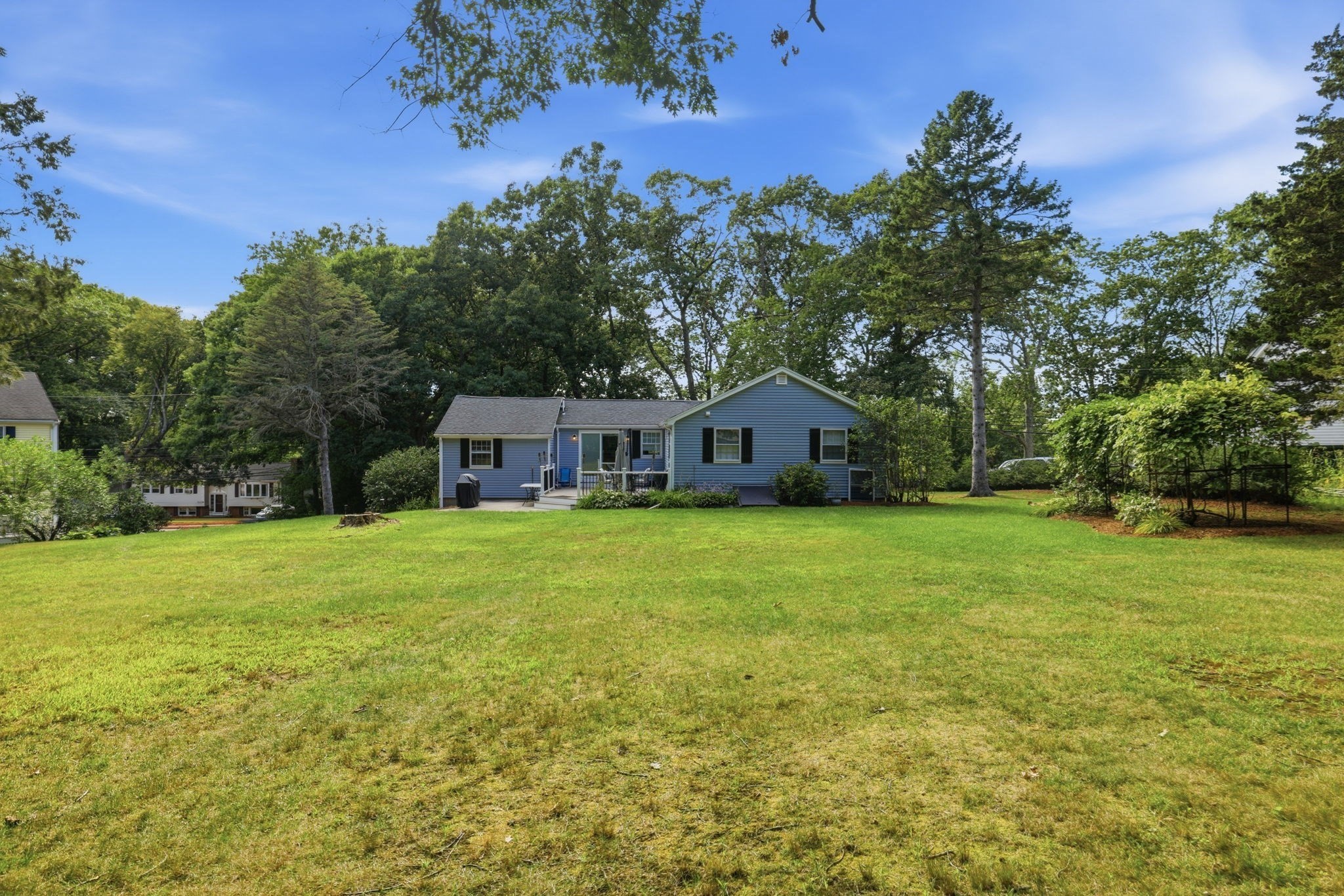 161 Summer St Property Photo 36