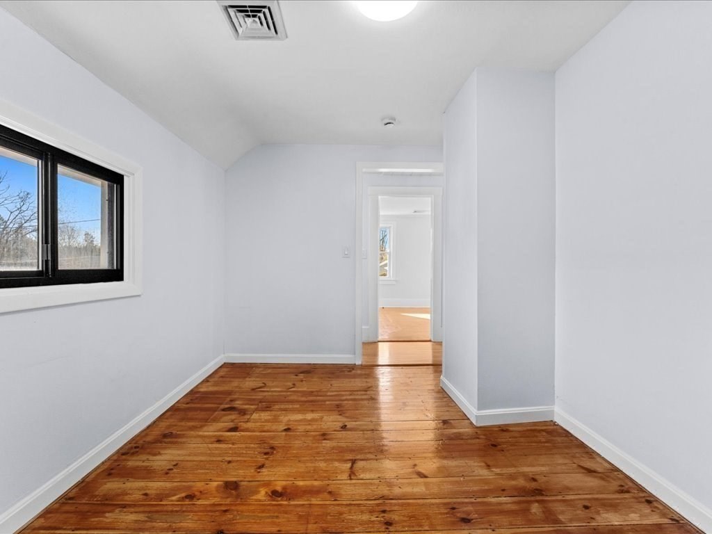 29 Orchard St Property Photo 22