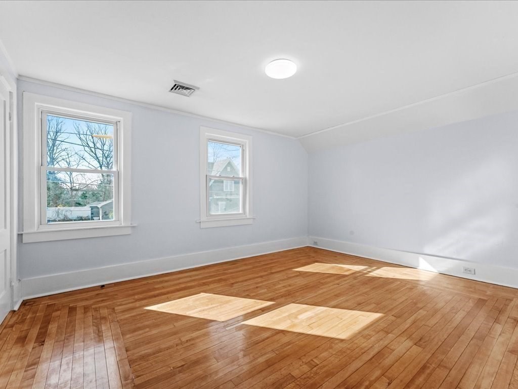 29 Orchard St Property Photo 24