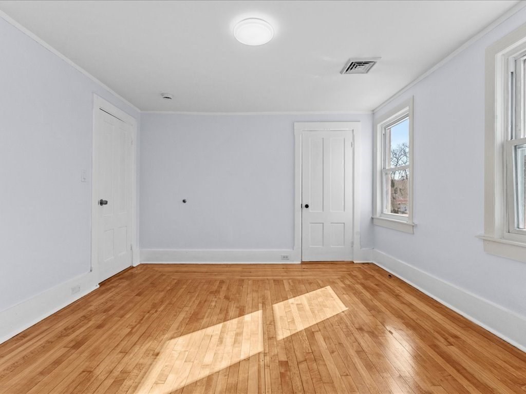 29 Orchard St Property Photo 25