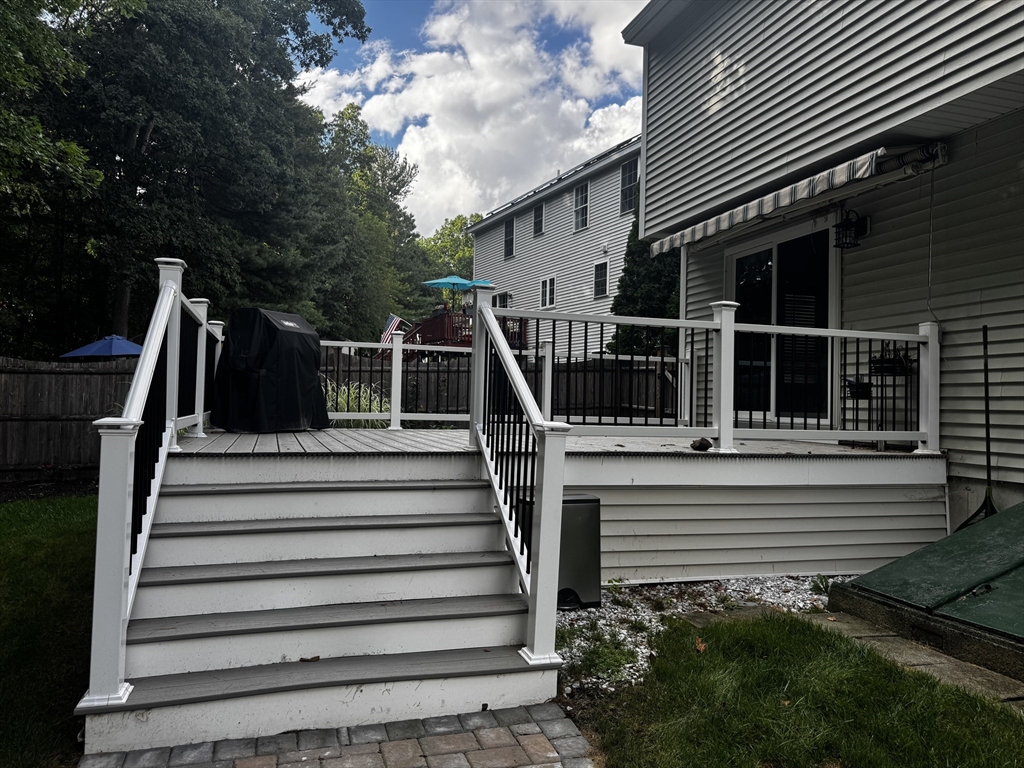 87 Photine Drive Property Photo 4