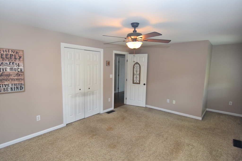 87 Photine Drive Property Photo 23