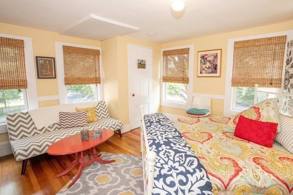 66r Sandwich St - Winter Rental Property Photo 32
