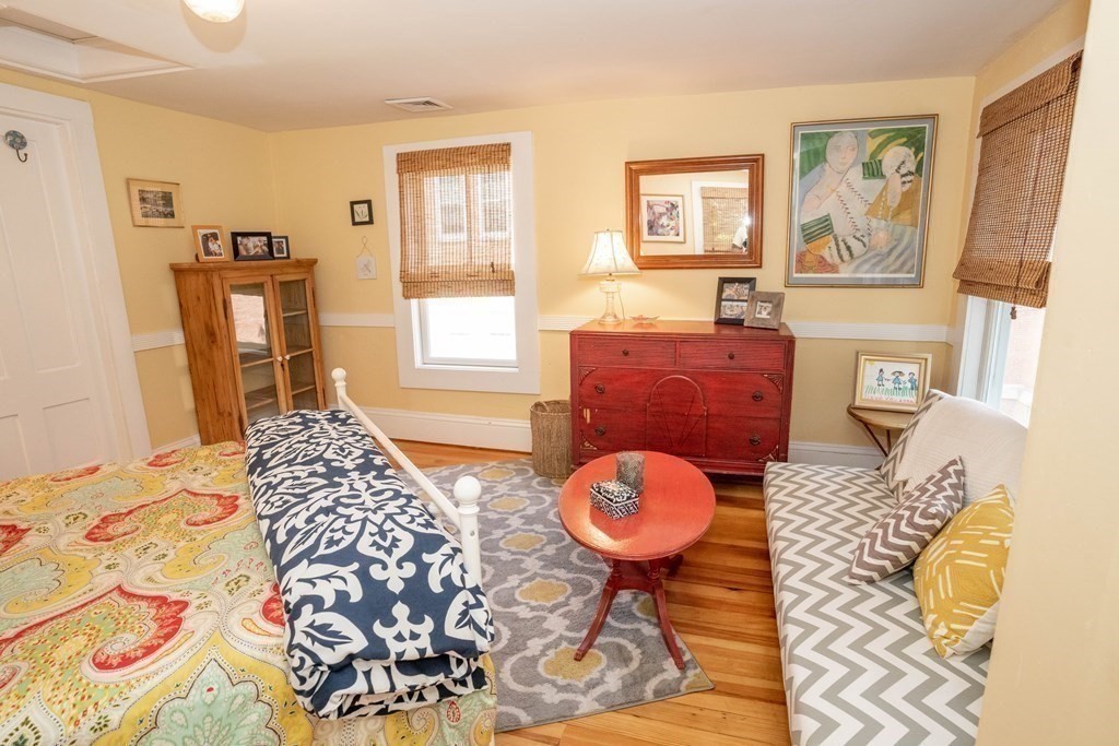 66r Sandwich St - Winter Rental Property Photo 34