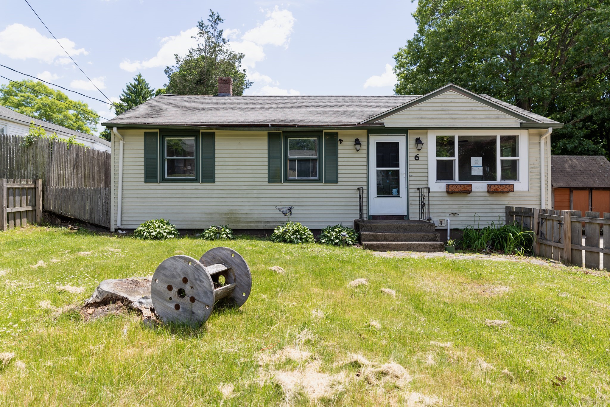 6 Kathy Ave Property Photo 6