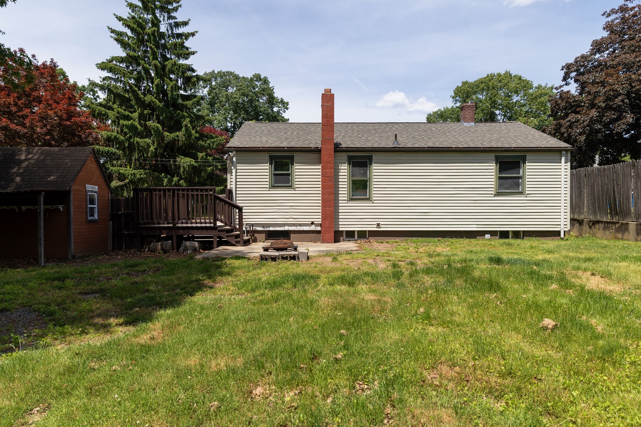 6 Kathy Ave Property Photo 16