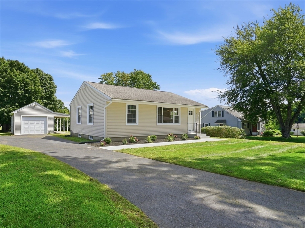 15 Hilltop Ter Property Photo 1