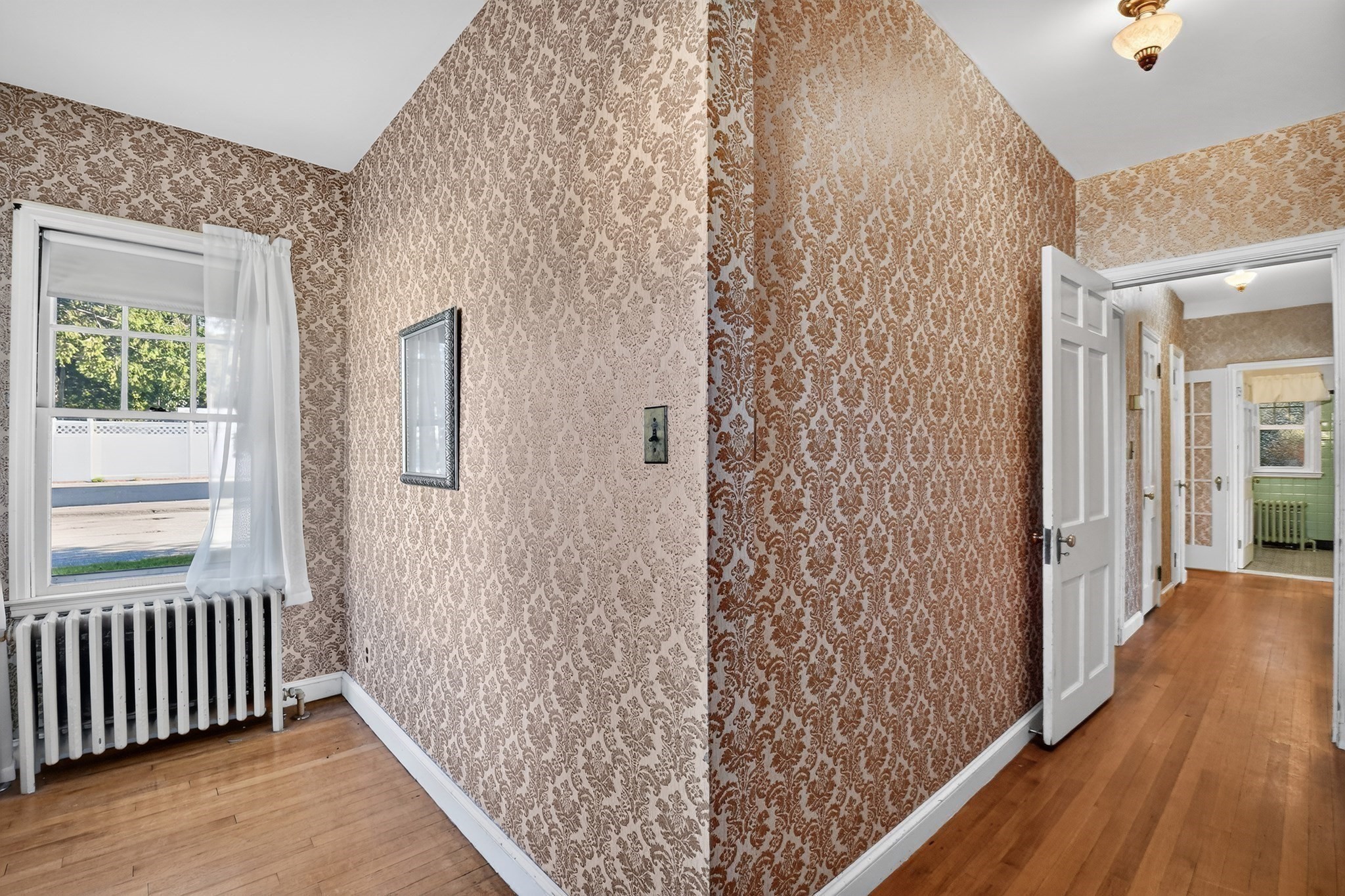 208 Woodland St Property Photo 19