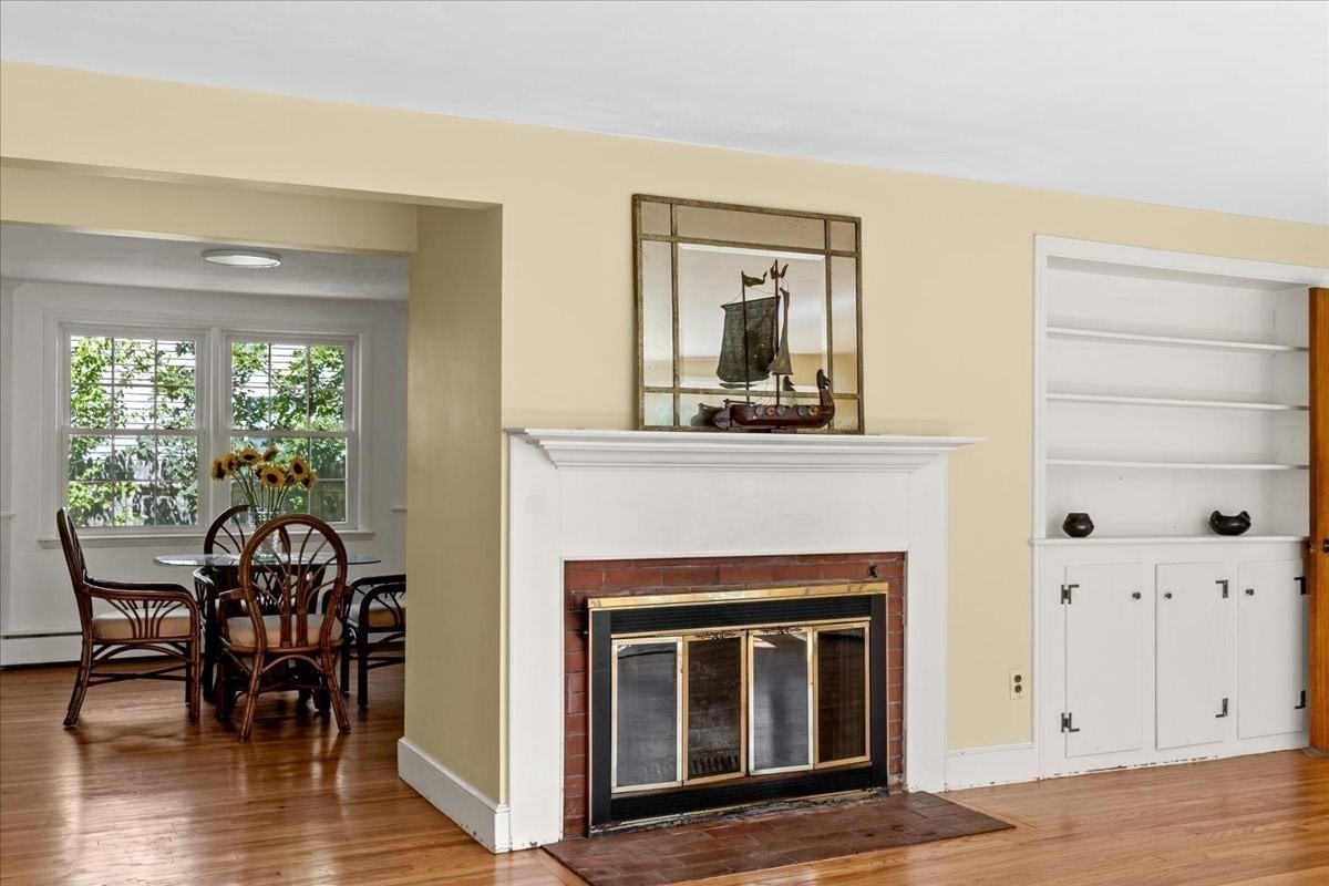 30 Irving Property Photo 6