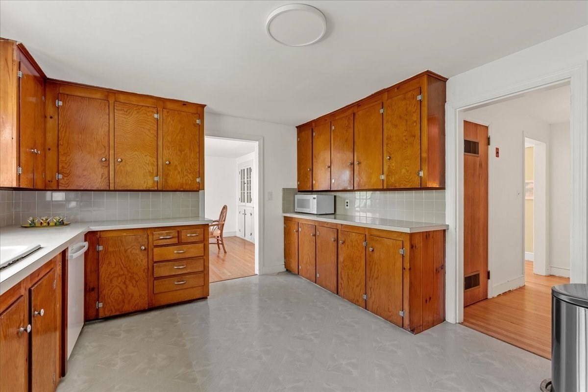 30 Irving Property Photo 13