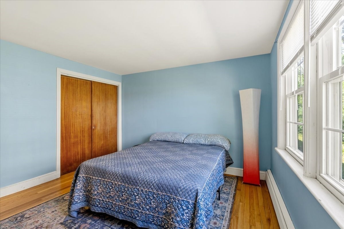 30 Irving Property Photo 23