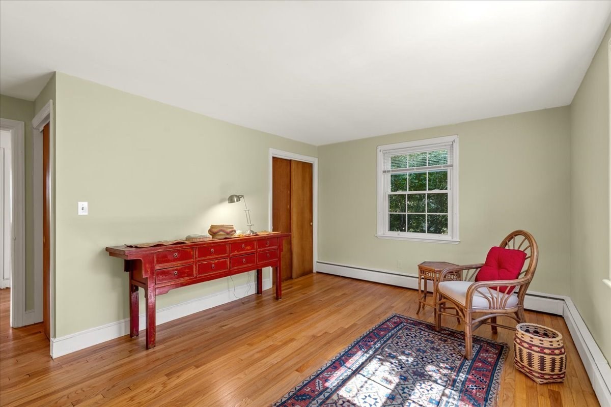 30 Irving Property Photo 26